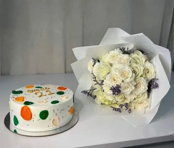 Heavenly Cake & Floral Symphony
