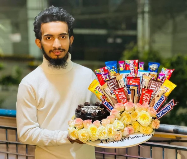 Classic Cake & Chocolate Flower Gift Set