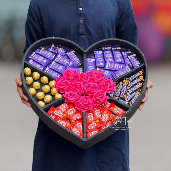 Heart Chocolate & Flower Box Black
