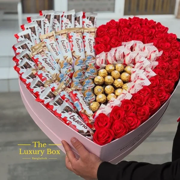 Luxury Heart Shape Chocolate & Rose Gift Box